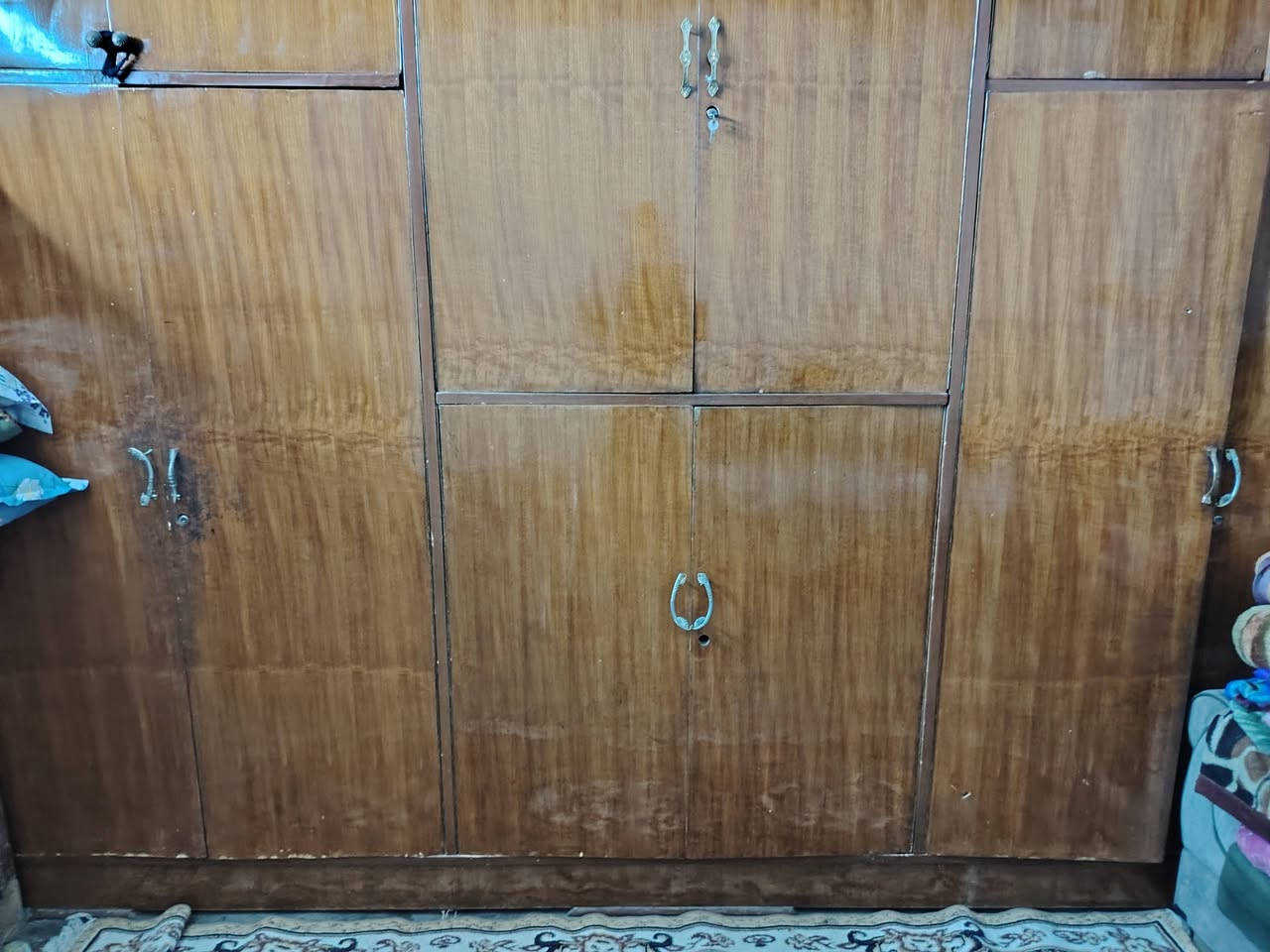 من رخصة الادمن... متوفر كنتور 12 باب طابقين شغل حطاطه السعر خاص او الاتصال على.. ***********... ***********.
