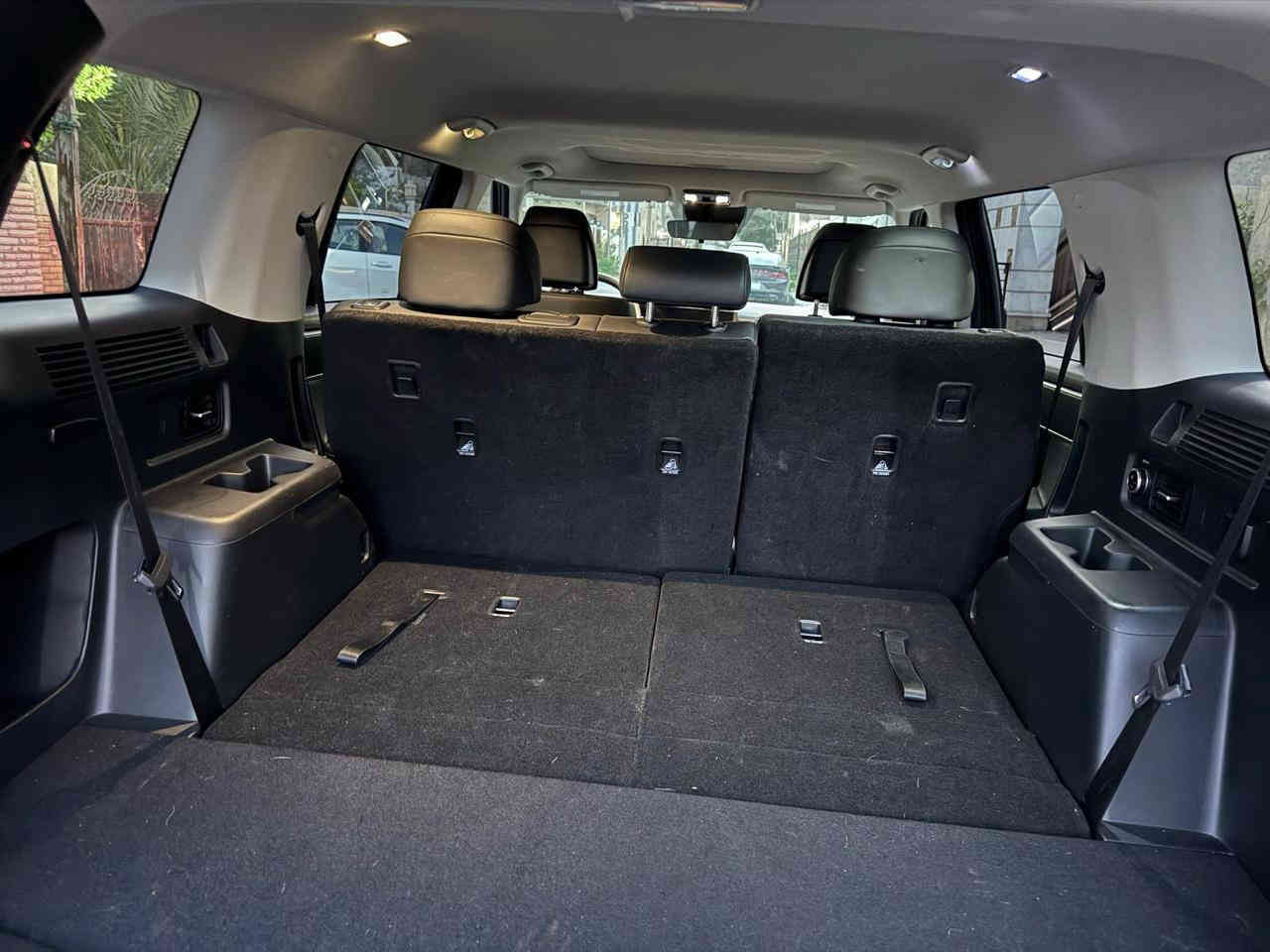 هونداي سنتافيا 2024 XRT فول مواصفات
وارد امريكي زيرو ماشية 3 الف مايل فقط
مواصفاتها 
كير تعليك
فور ويل
بصمة ابواب وبصمة تشغيل
صندوك كهرباء
هندبريك بصمة
شاحن واير ليس
فتحة سقف
كشنات جلد 
حساسات امامية وخلفية
رادارات امامية وخلفية وجانبية
فول تحكمات استيرن
ثلاث قطع تبريد
سبعة راكب
شاشة لمس
اربعة أنظمة قيادة
السياره جديده
السياره حره بدون ارقام وباسمي 
السعر 255 صور الحادث مرفق بلمنشور 
***********
