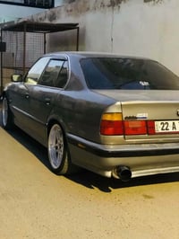 بي ام 520 • ١٩٩٠ • محرك مسكر