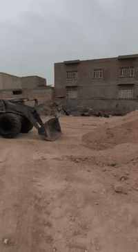 اللهم صل على محمد وال محمد
شفل للبيع حجم 410 مستبوشي كامل وجاهز مال سكلات محرك ينمر رقم الماني بسمي  ***********  العنوان المثنى مدينة الرميثة السعر 75
