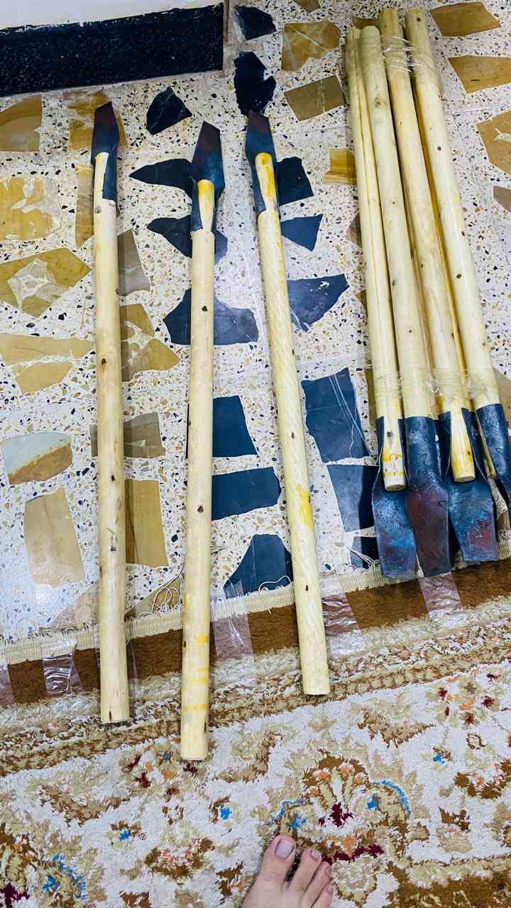 السلام عليكم
وصول مواد لدى محلات العبدالله للانشائيه

متوفر لدينا لابوثة صناعة يدوية متينة، مناسبة لحصد الكعوب والأعشاب في أرض الجزيرة 🌾
✔️ رأس حديد صلب ومسنون
✔️ يد خشب مريحة وطويلة
✔️ خفيفة وسهلة الاستخدام
✔️ تتحمل العمل الشاق
📍 مناسبة للفلاحين وأصحاب الأراضي
📦 الكمية متوفرة
💰 السعر: (3000)
📞 للتواصل: (***********
العنوان الفرع الاول محلات.محلات العبدالله للانشائيات والصحيات والكهربائيات الشرقاط السده خلف المستشفى 
الفرع الثاني محلات العبدالله قرب جسر ام الشبابيط
