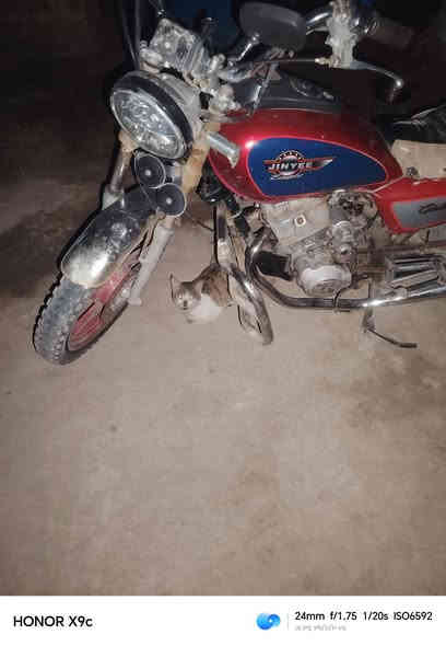 دراجه للبيع 2016 كلك 250 ***********
