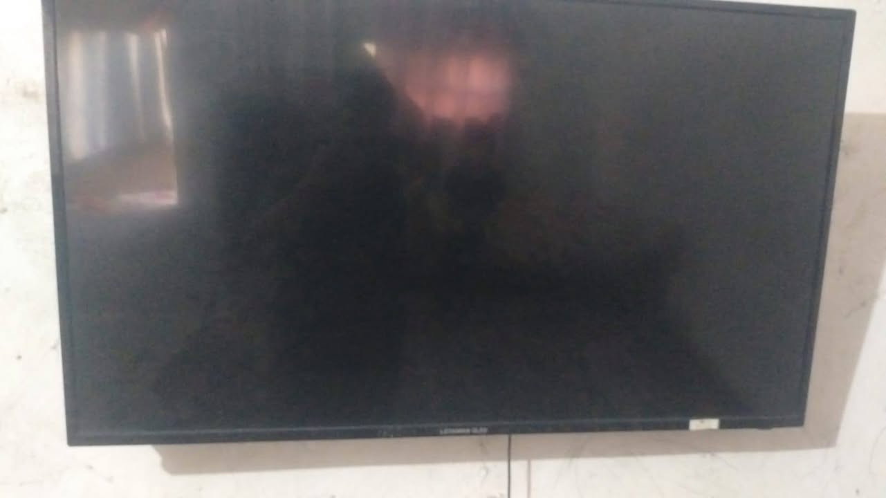 سلام عليكم شاشه حجم 43 انترنيت إصدار 2025جديده اسعر عله هذه رقم***********
