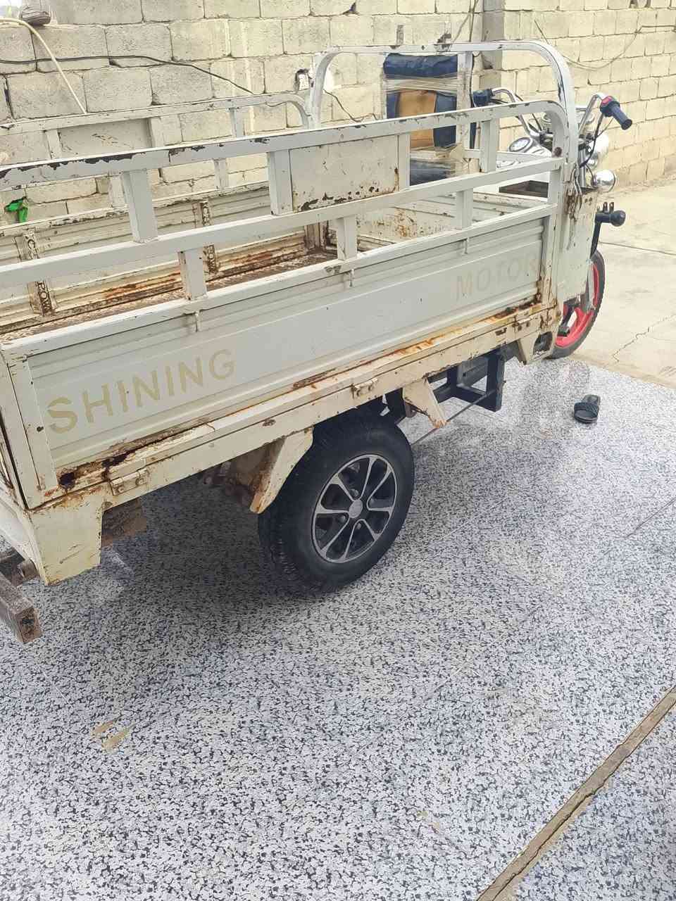 السلام عليكم ستوته ام الطير موديل موديل 19 اوراق بيها اللي يريدها يتصل على هذا الرقم*********** السعر 900وبيها مجال
