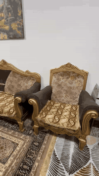 اللهم صل على محمد وعلى ال محمد
السلام عليكم
للبيع تخم قنفات مستعمل رئاسي 10 مقعد مورد نضيف
يتكون من 
2 قنفة ثلاثي
4 كرسي مفرد
النضافة مبينه گدامكم
السعر 350 الف وبيه مجال 
للاستفسار الاتصال على الواتساب أو الرصيد على الرقم ***********
مكاني بغداد - الامين الثانية
