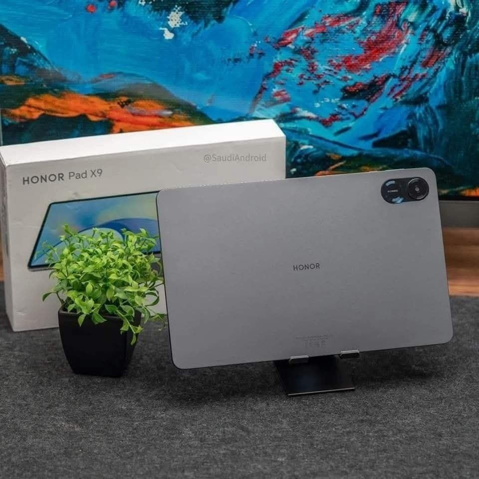 استمتع بتجربة الأداء الفاخر مع HONOR Pad X9 💎📱
🖥️ الشاشة: ضخمة 11.5 بوصة - IPS LCD - دقة 2K - تردد 120Hz ✨
⚙️ المعالج: Snapdragon 685 ثماني النواة 🚀
💾 الذاكرة: 128GB
🔋 البطارية: 7250mAh + شحن سريع 22.5W ⚡
🔊 الصوت: نظام ستيريو 6 سماعات بتقنية Hi-Res 🎧
💼 تصميم أنيق وخفيف مثالي للدراسة والعمل 👨‍💻

💥 السعر الجديد: 248.000 دينار 💸
📍 نقطة الإبداع – غماس – شارع الصافي – مقابل مدرسة يافا 🌿


**إذا كنت صاحب هذا الإعلان وتريد حذفه لأي سبب، رجاءا أرسل رسالة إلى الدعم الفني**