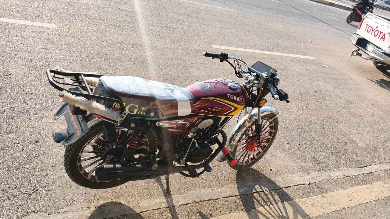 سلام عليكم ورحمه الله وبركاته ماطور سيفان للبيع موديل 2025بعد زيرو المطور جديد مستخدم شي قليل السعر 850وبيه مجال للطبيين رقم الهاتف *********** صلاح الدين قضاء الدجيل
