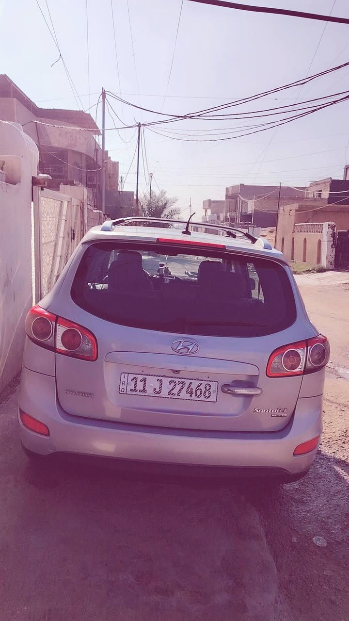 سلام عليكم سنتافيه ٢٠١٠ وارد امريكي ضرره بمريكه جاملغ وبنيد بل عراق جاملغ خلفي  اي ضربه داخليه مابيه سياره فول ما عده بصمه سياره جهزه من كلشي   نصبته كلش حلوه احله من صور  مراوس فقط سعر ١٣٠ قفل  رقم بغداد بسمي رقم جديد وهزه جديد
رقمي بي وتساب ***********
