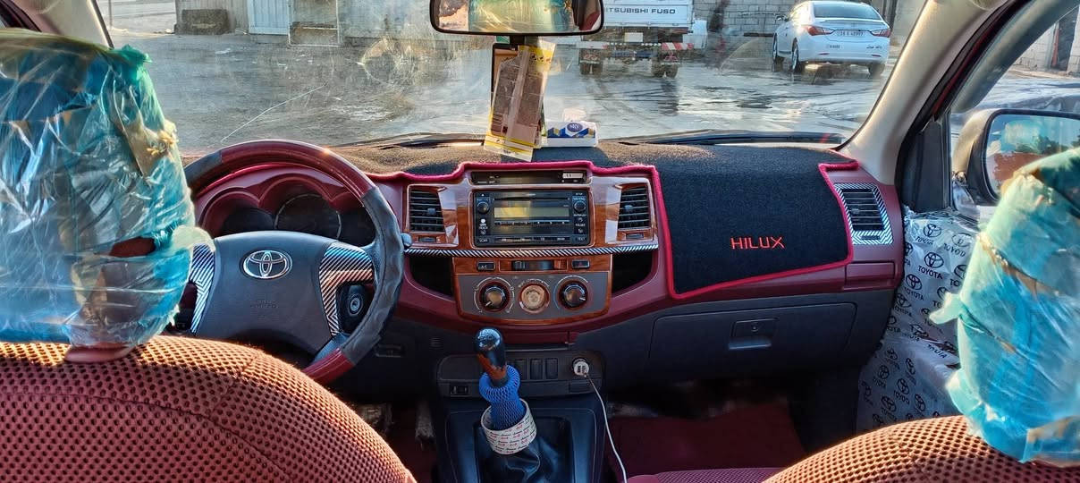 سلام عليكم هليوكس موديل 12 لون احمر رقم واسط بسمي دولي سياره حلووه مال جناي السعر 162 وبيه مجال قليل مكان بابل شوملي  ***********
