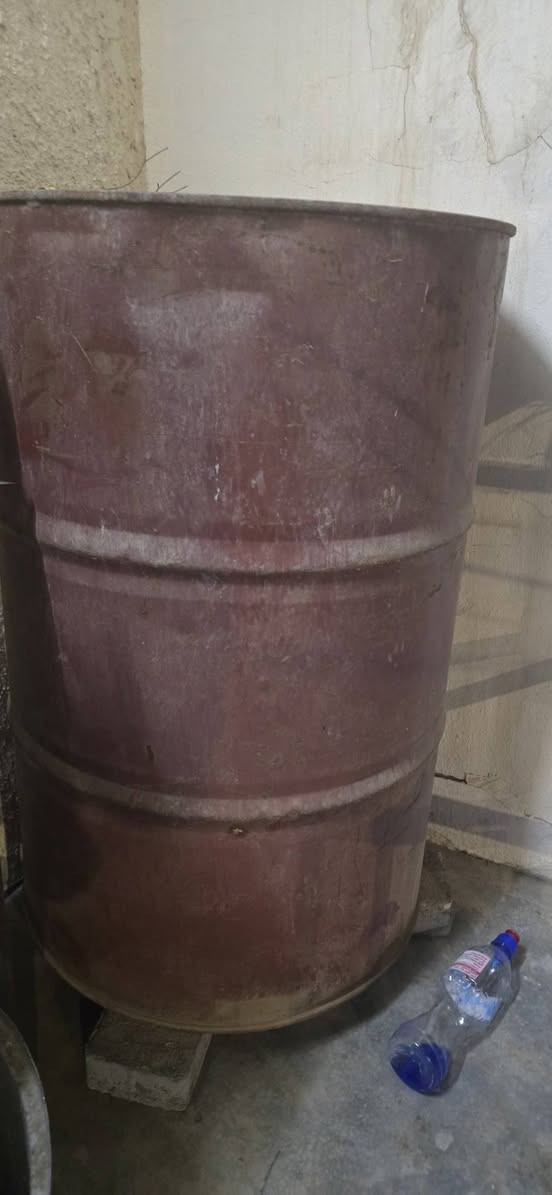 برميل نفط فارغ نظيف يستعمل للنفط للسكلات ب10 الاف


**إذا كنت صاحب هذا الإعلان وتريد حذفه لأي سبب، رجاءا أرسل رسالة إلى الدعم الفني**