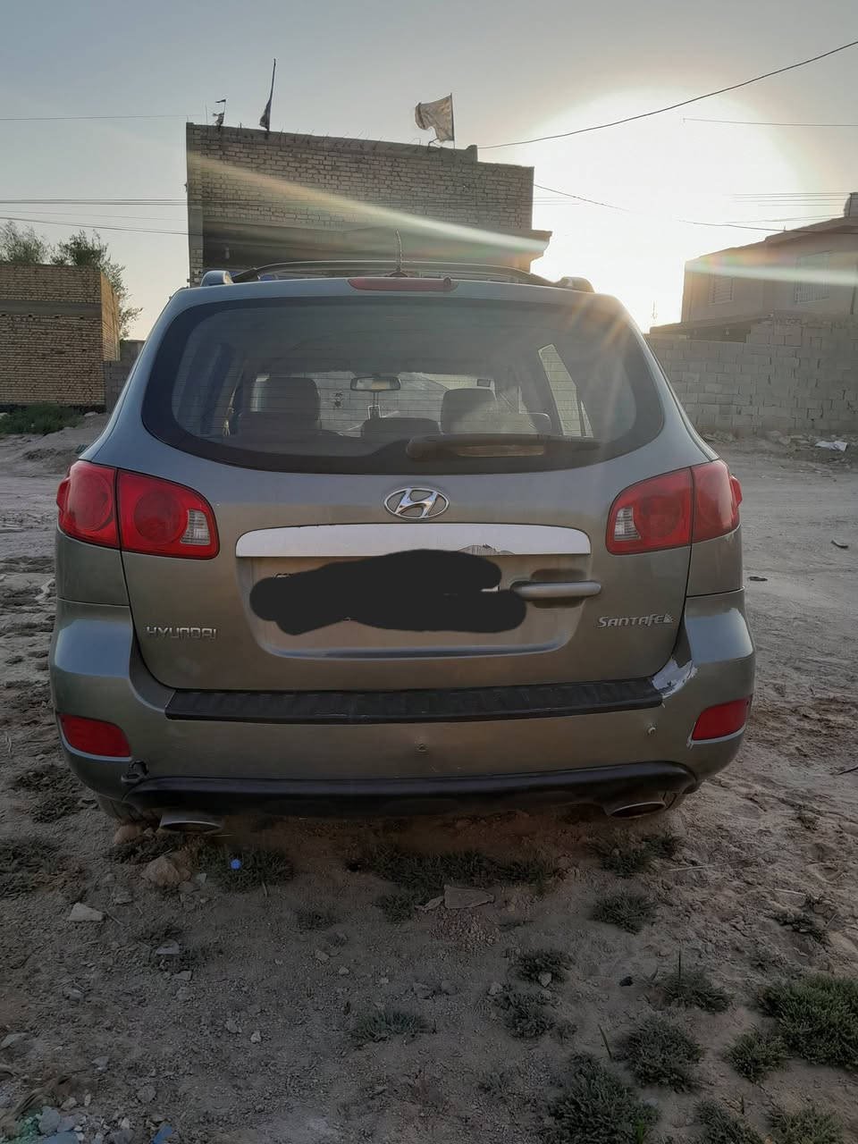 سنتافيه ٢٠٠٨ وارد أمريكي محرك سته سلندر٣٣٠٠ حادثه جالمغ وبنيد بدون تبديل مصبوغه حزام رقم بغداد باسمي السعر ١١٠  الهاتف***********
