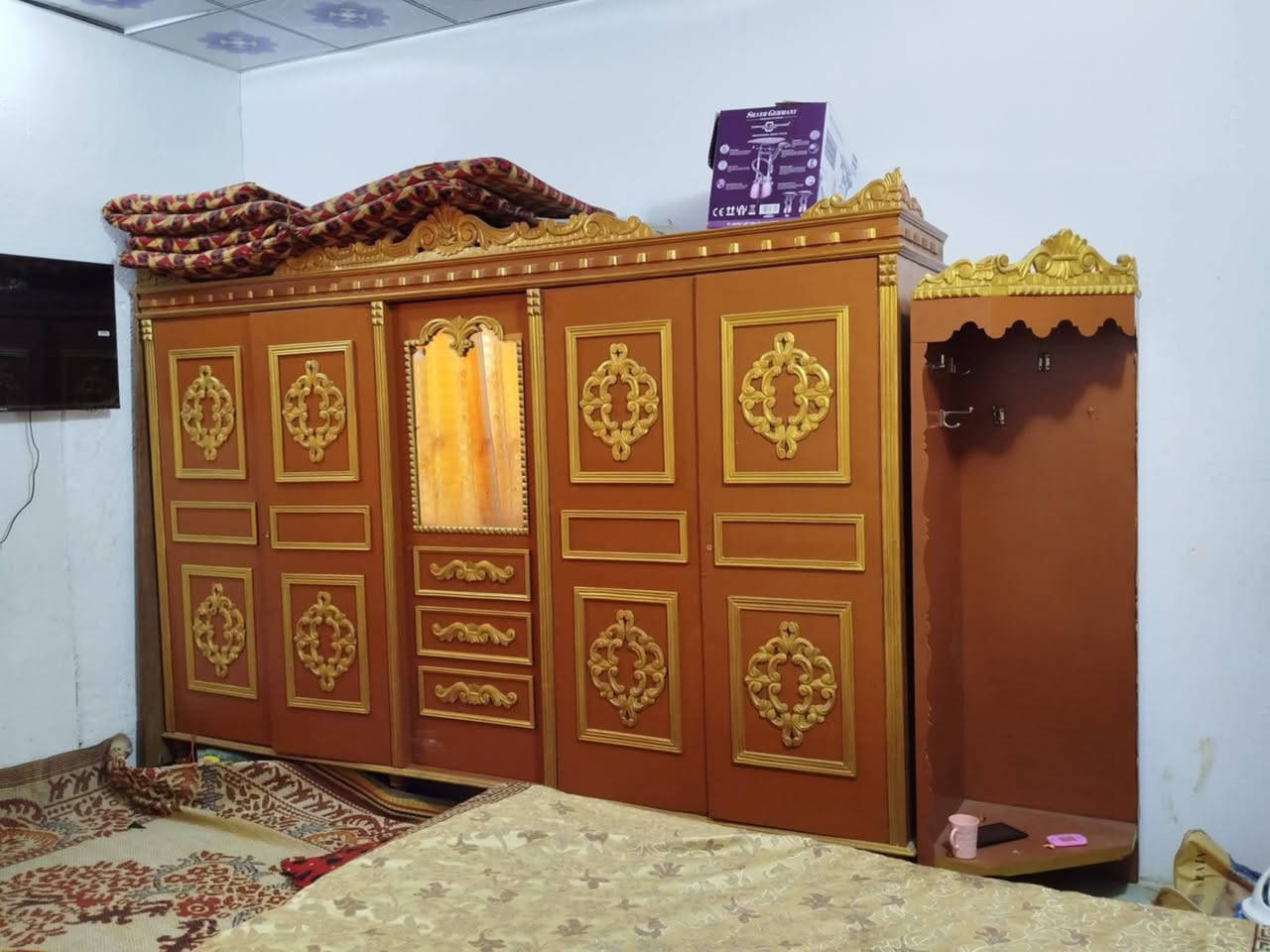 غرفه أخشاب ب٢٧٠ ألف   ميز مع تفزيون ٣٠ ألف  تخم ١٠٠ ألف
عنده غراض للبيع دزهن خاص ابيع عموله بسيطه


**إذا كنت صاحب هذا الإعلان وتريد حذفه لأي سبب، رجاءا أرسل رسالة إلى الدعم الفني**