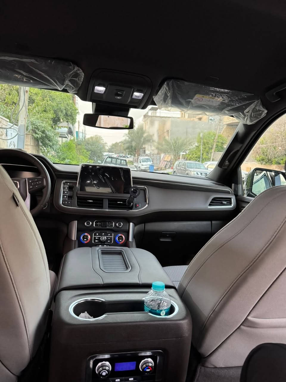 GMC 2024 وكالة المنصور خليجي
الفئة: SLT

ماشيه 11 الف كم على وضع الشركة

المحرك: 5300 (مرغوب)

رقم بغداد

المواصفات:

1- ثلاجة داشبول ديجتل

2- تشغيل عن بُعد

3- إطفاء ذاتي

4- حساس أمامي وخلفي

5- رادار أمامي وجانبي

6- باب خلفي كهرباء

7- كشنات كهرباء

8- تحديد مسار

بعد هواي بيه مواصفات 

داخلها الضمان

صيانة كاملة بالشركة

تبديل دهن وفلاتر كامل

السعر : 53 وبيها مجال

المكان: بغداد العامريه 

للاستفسار : ***********
