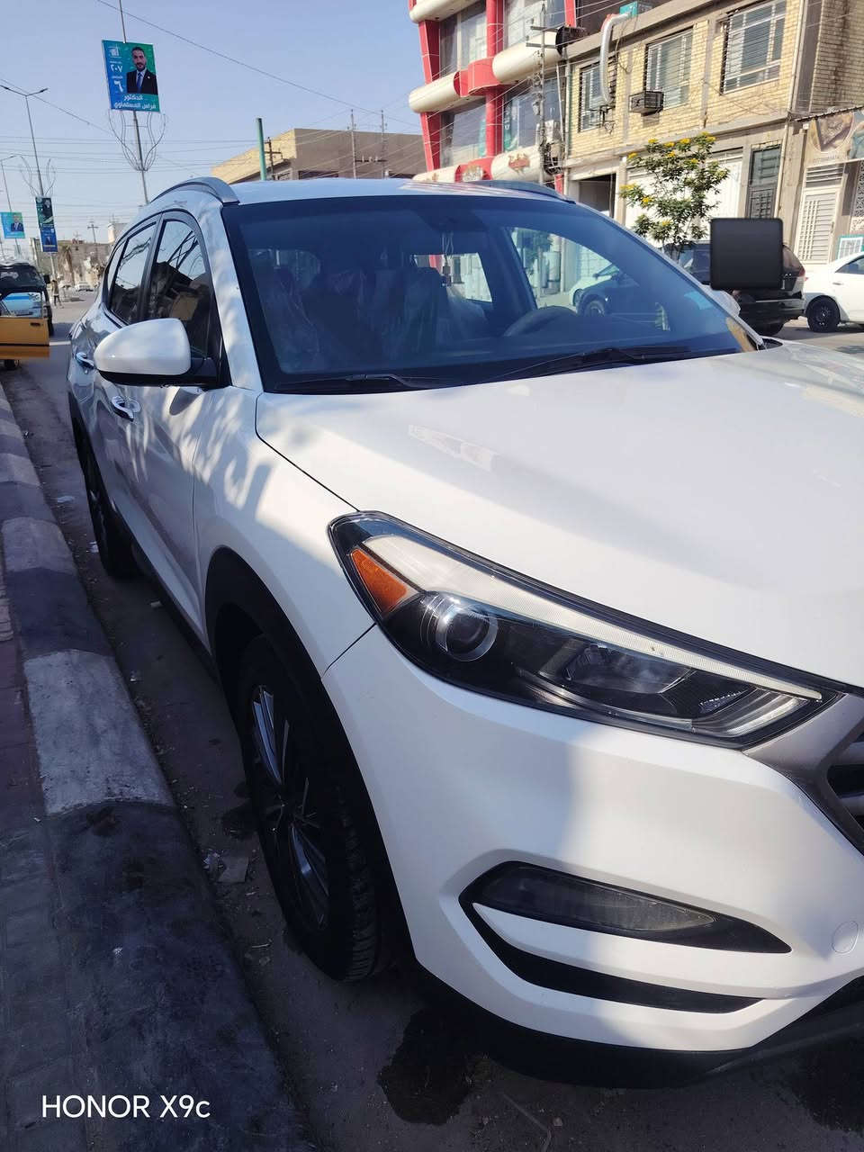 سلام عليكم ورحمة الله
توسان 2016 وارد أمريكي حادثهة بنيد فقط بدون دواخل وبدون ايرباك مكينة 2400 رقم السيارة بابل باسمي رقم جديد انكليزي مكان السيارة كربلاء سعر 165
 وترهم مراوس بتاهو او دوج كرنفال او جارجر 
للاستفسار ***********
