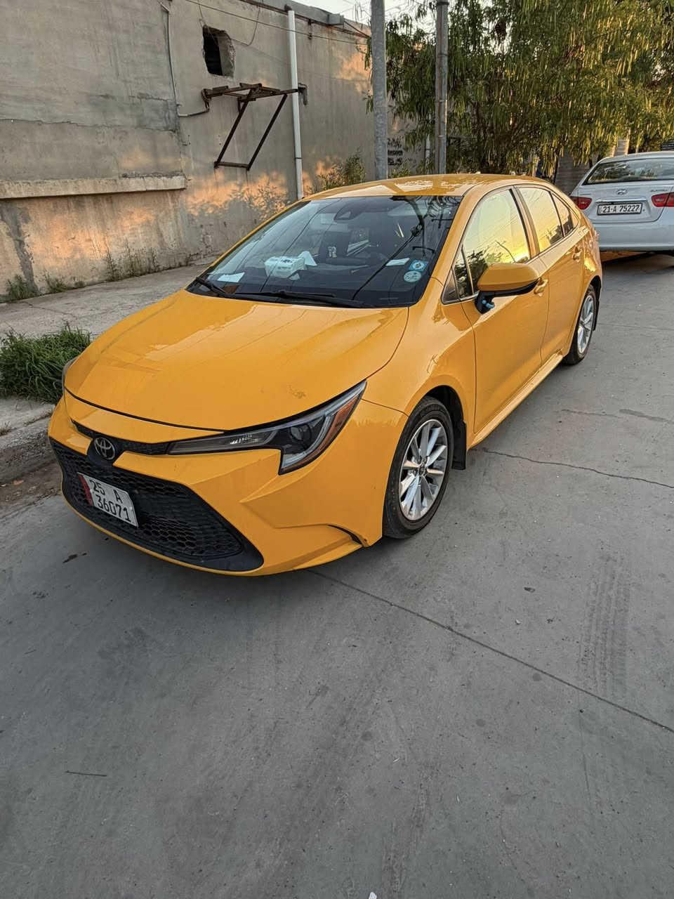 موصفات LE
Toyota Corolla2022
🔰تويوتا كورلا كلين🔰  مرقم كركوك سنويه ب اسمي
حادثها جام خلفي فقط مـن امريكا 
وهنا طخة بلجاملغ الامامي سكن ممصلحة وممبين صغيره 
موديل 2022 
لون اصفر تكسي 
سعر 177$. بيها مجال للشراي  
ماشية 147. km
المحرك... 1800
المواصفات... LE 
ويل كروم 
شاشة كبيرة  
تحكمات ستيرن جهتين
رادار امامي بلادي 
حجر صالنصه بلادي 
لايت LED 
سايد بريك بصمة 
مانع انزلاق

تحديد مسارات

ايرباك سليم  

------------------------------------------
#عنوان كركوك 
***********
