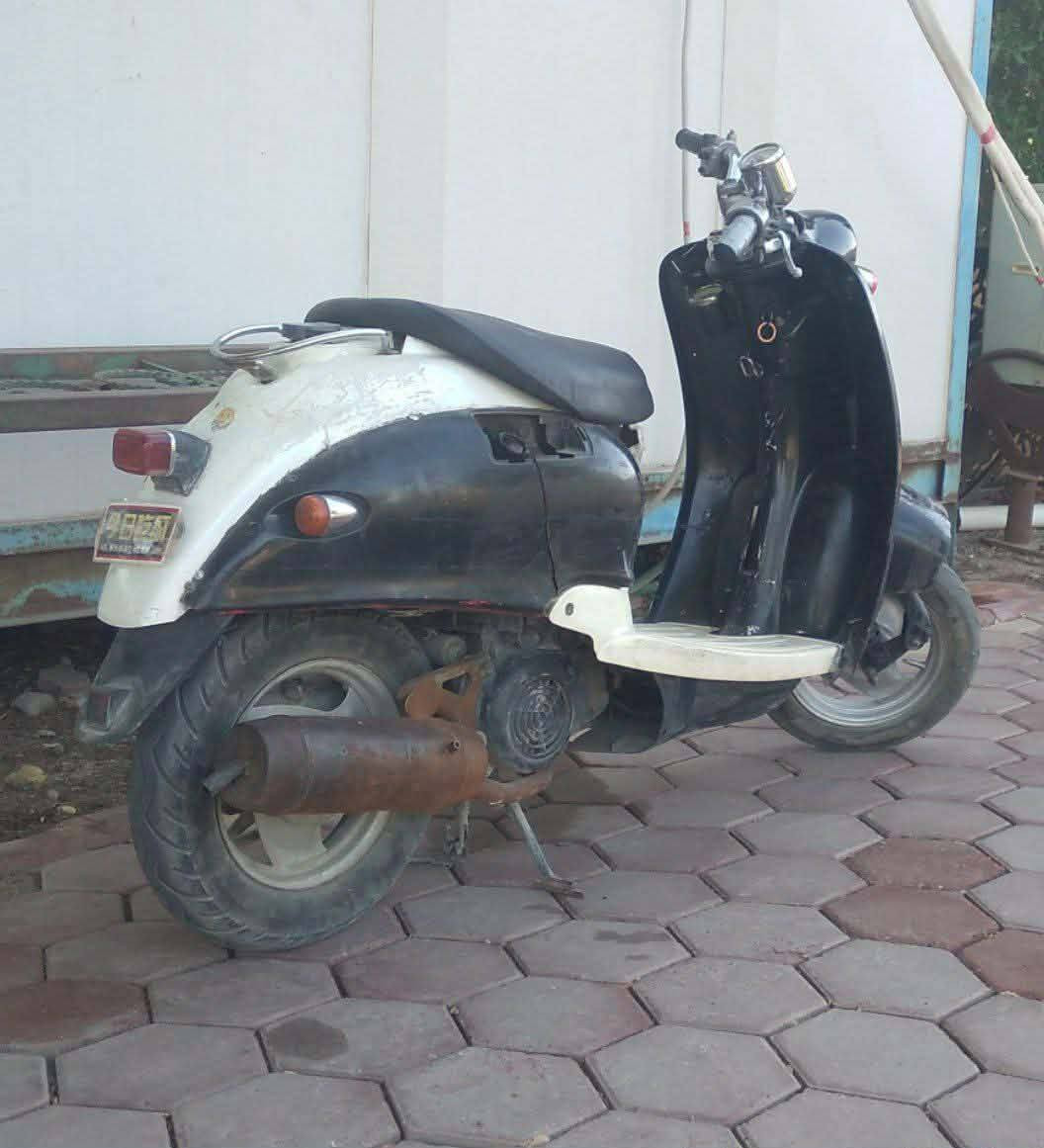 دراجة مصرية ستين شغاله
باتري كاعد تشتغل هندر اشاير شغالة 
مكاني الكوت الجديدة قرب شركة البيسي
السعر 150 وبيها مجال


**إذا كنت صاحب هذا الإعلان وتريد حذفه لأي سبب، رجاءا أرسل رسالة إلى الدعم الفني**