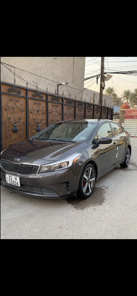 سلام عليكم فورتي 17 امريكي حادثه بابتين وبيه طخطخات بصيطه بس المكان الحتدث وصبغت الصفحه كله السياره جاهره مكينه 2000 والصور السونار ولحادث بلصور عارضه ب112 وبيه مجال حك الجيه مكاني زعفرانيه ***********
