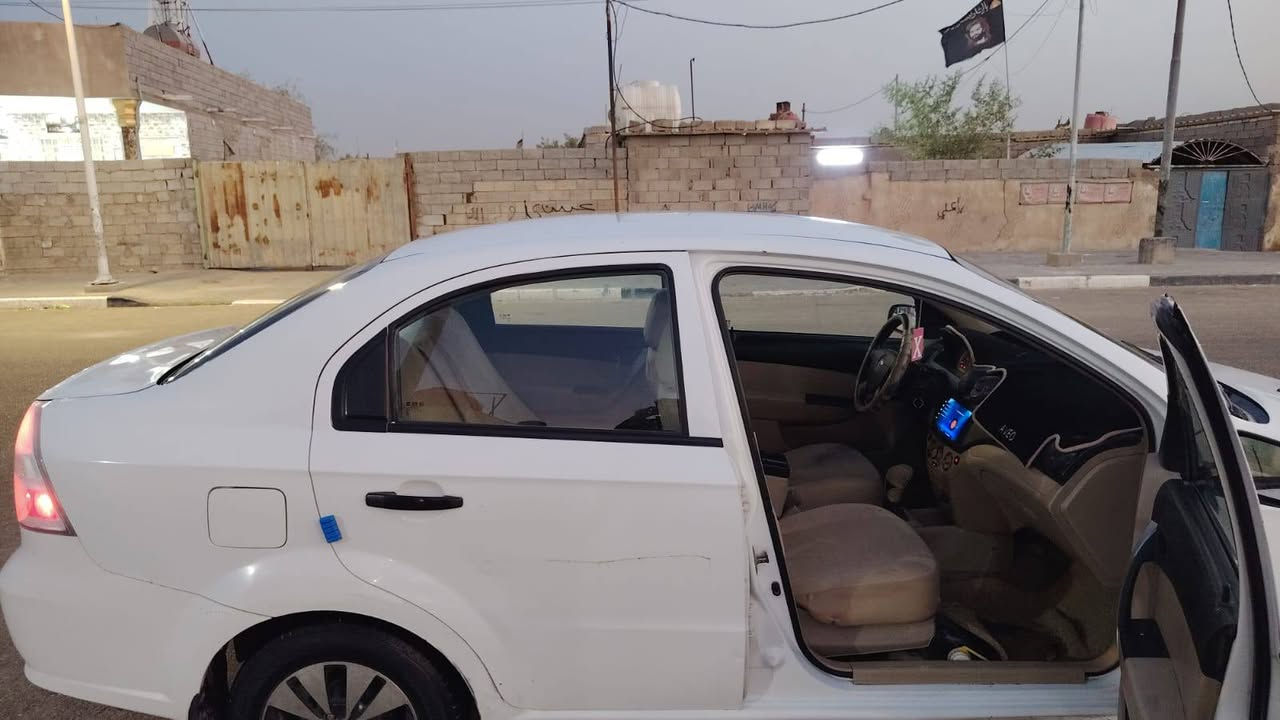السلام عليكم افيو موديل 11 كفاله من الضربه ولعيب الشرعي بيها مكانات صبغ فقط 
مكينه كير حداديه كهربائيات جاهزه
رقم بصره سنويه 28 مشروع وطني 
السعر 53 وبيها مجال قليل العنوان الزبير 
***********
