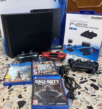 جهاز ps4 fat مستخدم نسخة 1TB مع جميع الي في الصورة  بسعر 400 الف  العن...