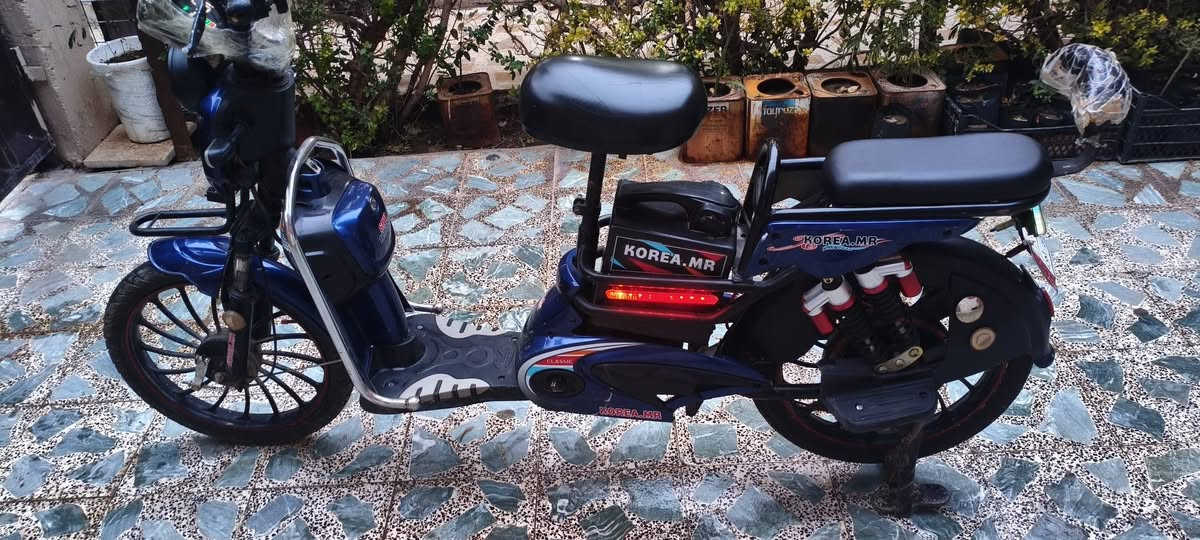 السلام عليكم دراجة شحن للبيع 5بطاريات مبدلات جدد حجم الدراجة20
السعر 400 وبيها مجال للتواصل اتصال على هاذا الرقم***********
