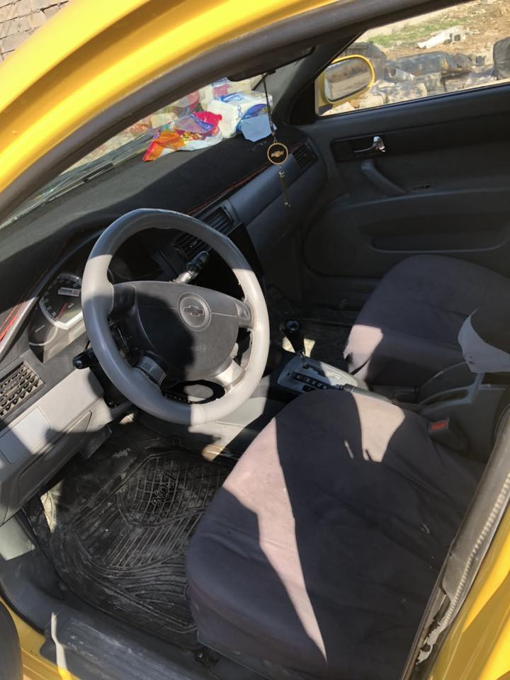 سلام عليكم اوبترا موديل 2011 بيها ٣قطع صدر جديد تخم تايرات سياره جهازه مه ناقصها اي شي كبل للشارع سعر٦٨وبيها مجال بسيط بكاني بغداد

***********
