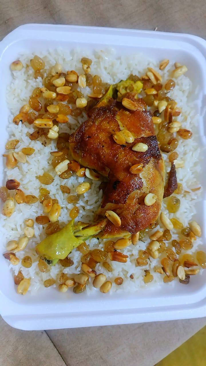 🟩 مطبخ طعم البيت
✨ أشهى المأكولات البيتية بأسعار تنافسية وجودة مضمونة

قائمة الأسعار:
دولمه حجم صغير ب7000 
 دولمه حجم وسط ب10
دجاجه علئ تمن مع مرق سوب طرشي خبزه ب12
نص دجاجه علئ تمن مع  مرق سوب طرشي  خبزه ب7000
 ربع دجاجه علئ تمن مرق سوب طرشي ب3500
صينيه لحم علئ تمن مع مرق و سوب و طرشي خبزه ب10
النفر لحم علئ تمن مرق سوب طرشي خبزة ب4000
مقلوبه لحم مع مرق و سوب طرشي خبزه ب12
مقلوبه لحم وسط مرق سوب طرشي خبزة ب8000
مقلوبه دجاجه كامله مع مرق مع  سوب طرشي خبزة ب12
مقلوبه نص دجاجه مرق سوب طرشي خبزة ب7000
يرياني دجاج صينيه ب٧٠٠٠ مع روبه وطرشي وخبز
برياني للحم ب٨٠٠٠ مع روبه وطرشي وخبز
سمك ب١٢ على تمن مع طرشي مع خبز 
نصف سمك على تمن مع طرشي وخبز ب٧٠٠٠
 
ملاحظة: تتوفر خدمة الطلبات الخاصة للمناسبات والعزائم.

📞 للطلب والاستفسار 
📍 مطبخ طعم البيت – لأن الأكل البيتي له نكهة غير
***********
