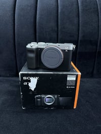 Sony a7C • نظيفه 98% • كارت 64GB هدية