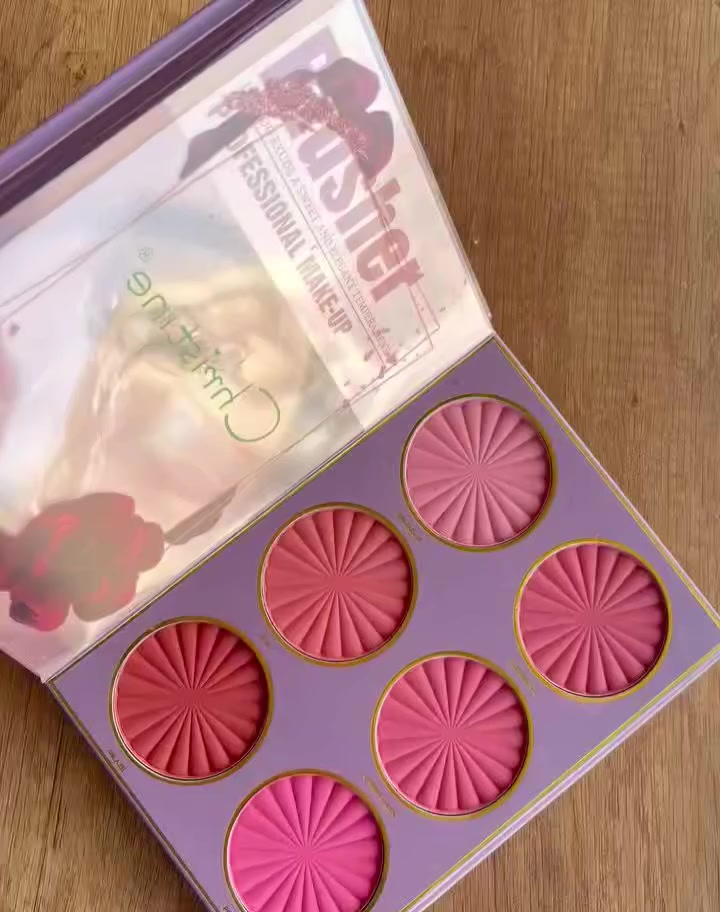 ‼️ قطع اخيرة

ضلال دفتري كرستين الماستر ❤️‍🔥✨🌸😍

باليت دفتري من ماركة كرستين  بكوالتي عالي جدا🔥
يحتوي على 🦋

24 لون ظل عين كريمي ومخملي وجليتر💜
24 لون احمر شفاه ❤️
6 درجات اضاءه بالوان طبيعيه✨
3درجات بلشر ناعم جدا بالوان لا يستغنى عنها🍂
4 درجات كونتور برونزر
3 درجات باودر حاجب

الماستر السعر السابق 25 الف 
الماستر السعر الحالي 15 الف فقط 

#عروض
#عروض_رمضان


**إذا كنت صاحب هذا الإعلان وتريد حذفه لأي سبب، رجاءا أرسل رسالة إلى الدعم الفني**