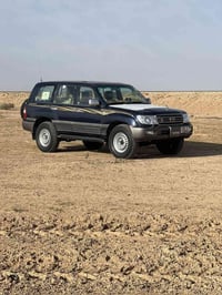 لاندكروزر مونيكا • ٩٨ • رقم نجف