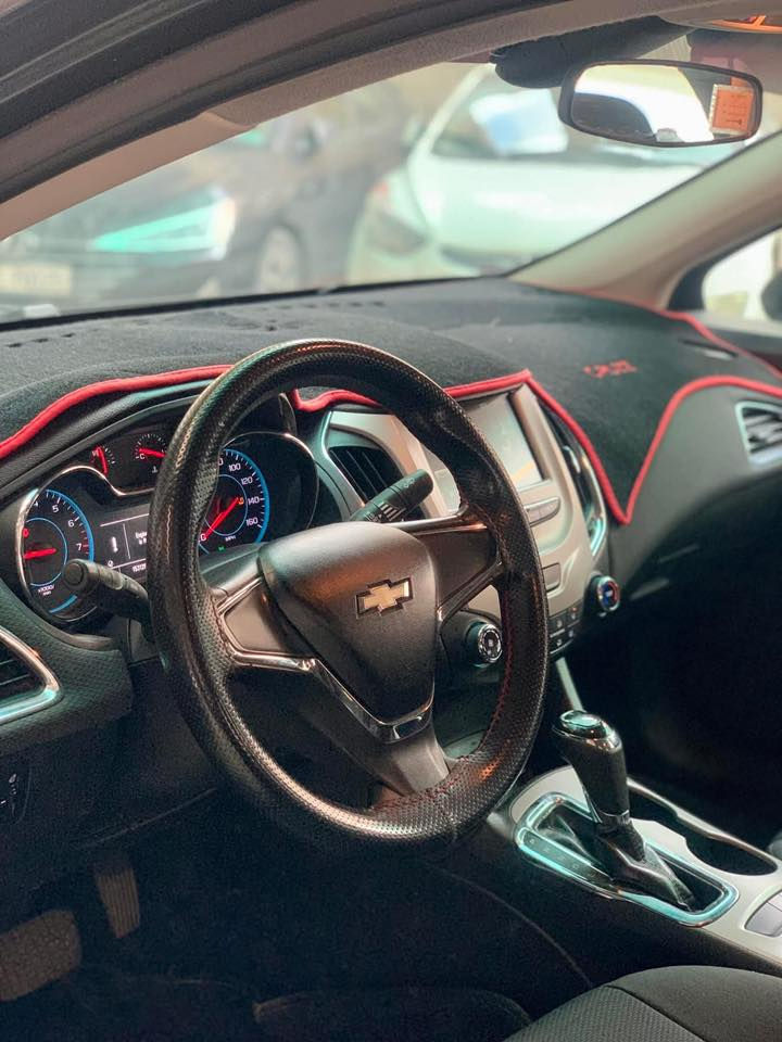 السلام عليكم فقط للبيع
شوفرليت كروز 2018 
مكينه وكير وطخم شرط جديد...
مكينه 1400 توربو...
ماشيه153 كيلو
السياره نص فول
رقم نينوى الماني.
ضررها موضح بالصور بدون دواخل شرط
صار بيها ربع باب خلف باب السايق داخل الموصل
اما ضرر امريكا موضح بالصورة 
سيارة كامله بس تحتاج صبغ بنيد
مكان السياره موصل جانب الايسر
السعر : 95$ و بيها مجال بسيط
للتواصل :***********
