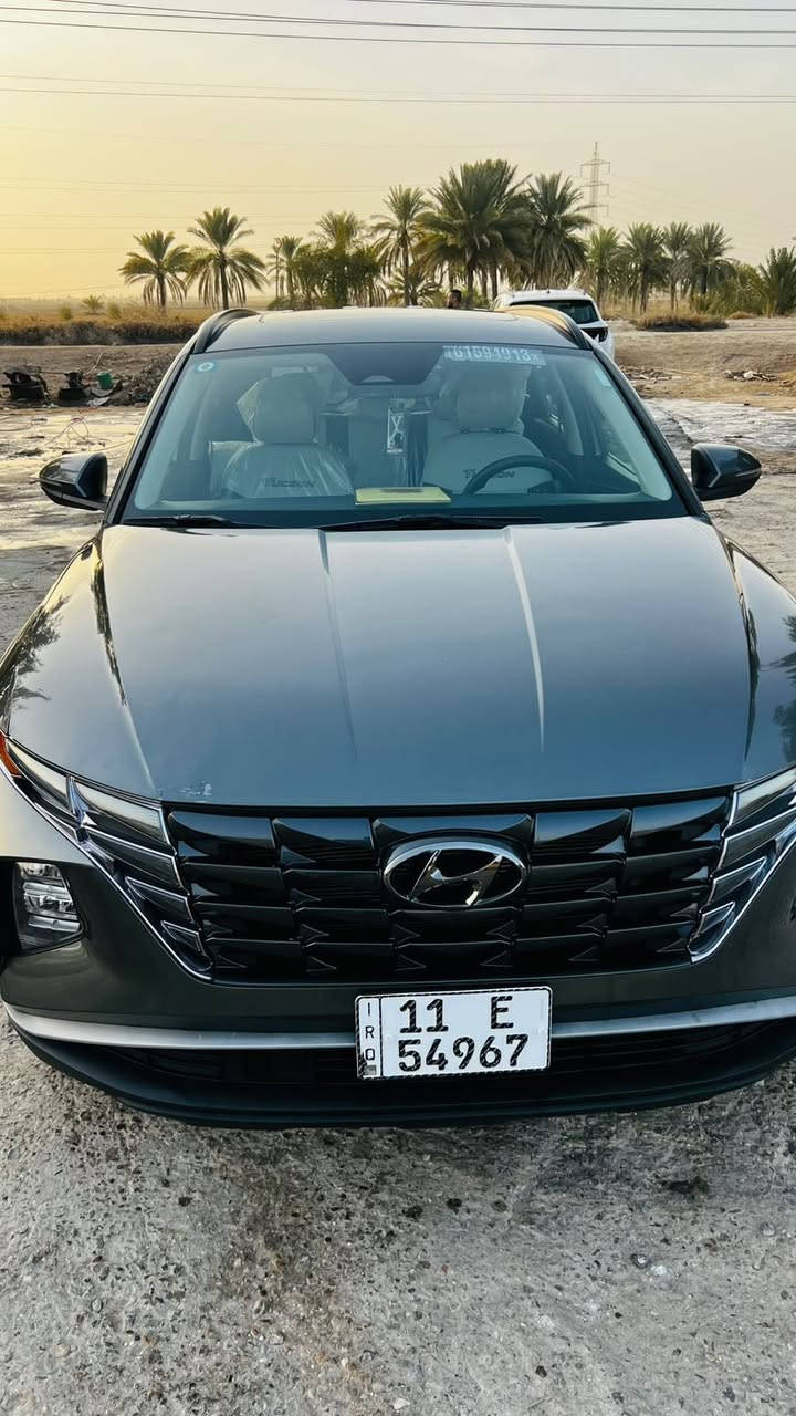 السلام عليكم
من رخصت الادمن المحترم 
توسان موديل 2022 لون زيتوني وارد أمريكي مكفوله (كفاله عامه ) من صبغ من تكحيل  موصفاتها فول مواصفات 
١-بصمه 
٢-فتحه 
٣-فور ويل 
٤-توقف ذاتي 
٥-سياقه ذاتيه 
٦-جنطه كهرباء 
٧-شاشه ديجتال 
٨-تشغيل عن بعد 
السياره بيها هواي مواصفات والي يعرفها يعرف الفول بيها شنو 
السياره رقم بغداد باسمي مشروع وطني 
للاستفسار الاتصال  رقم صاحب السياره ***********
