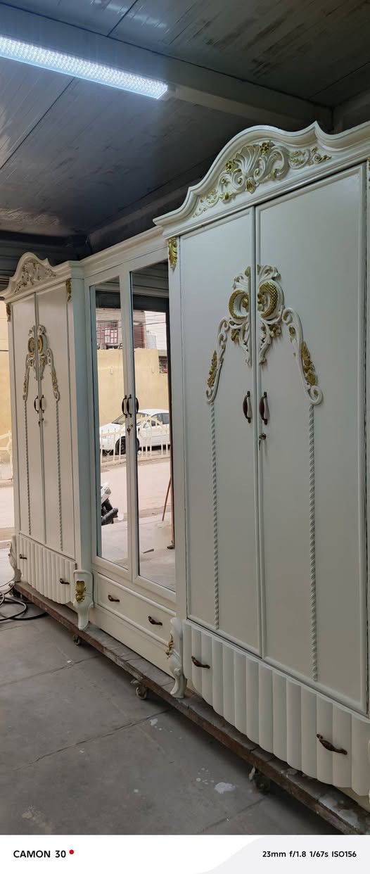 غرفه مدرعه شغل ثكيل درجه اولى استخدام قليل أخت الجديد مفصلها راعيها ب  4 ملايين شغل عراقي وتصميم تركي رجلين زان تاج زان داخل وخارج صاج  ضهر جرجوبه دفن شد براغي الياخذهه خل يكول جديد مو مستخدم فقط عن الحلال والحرام اكلك مستخدم للاستفسار أكثر واتساب ***********
