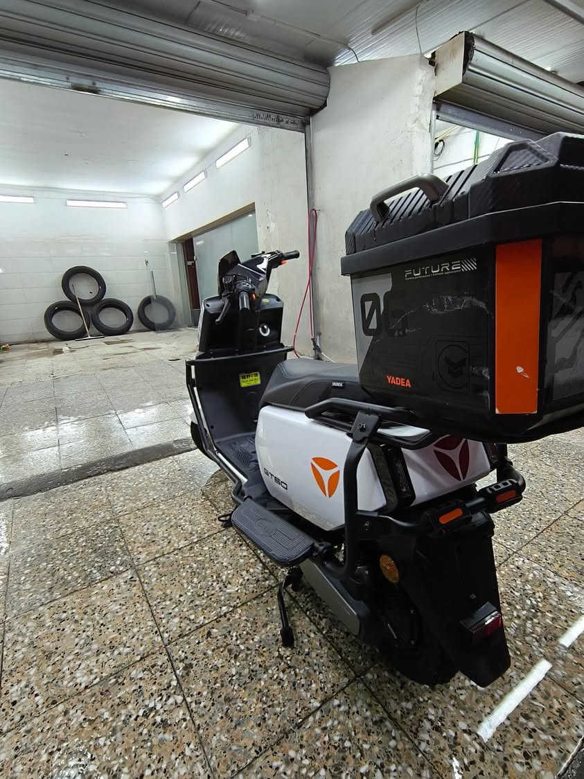 سلام عليكم دراجه GT60من شركه ياديه(للبيع او مراوس )
موصفات"

سويجين وبصمه قفل و تشغيل عن بعد 

تربط بل تلفون 

سرعته 68حقيقي بيه تلاثه انصمه سرعه 

درع 360درجه يحوط بل دارجه بل كامل 

لايت زنون عالي ناصي

اشاره يمنه يسره 

بيه مثبت سرعه

بطاريه ليثيوم

بيه مانع دزحلك

ستاند حساس

 دراجه كفاله عامه


**إذا كنت صاحب هذا الإعلان وتريد حذفه لأي سبب، رجاءا أرسل رسالة إلى الدعم الفني**