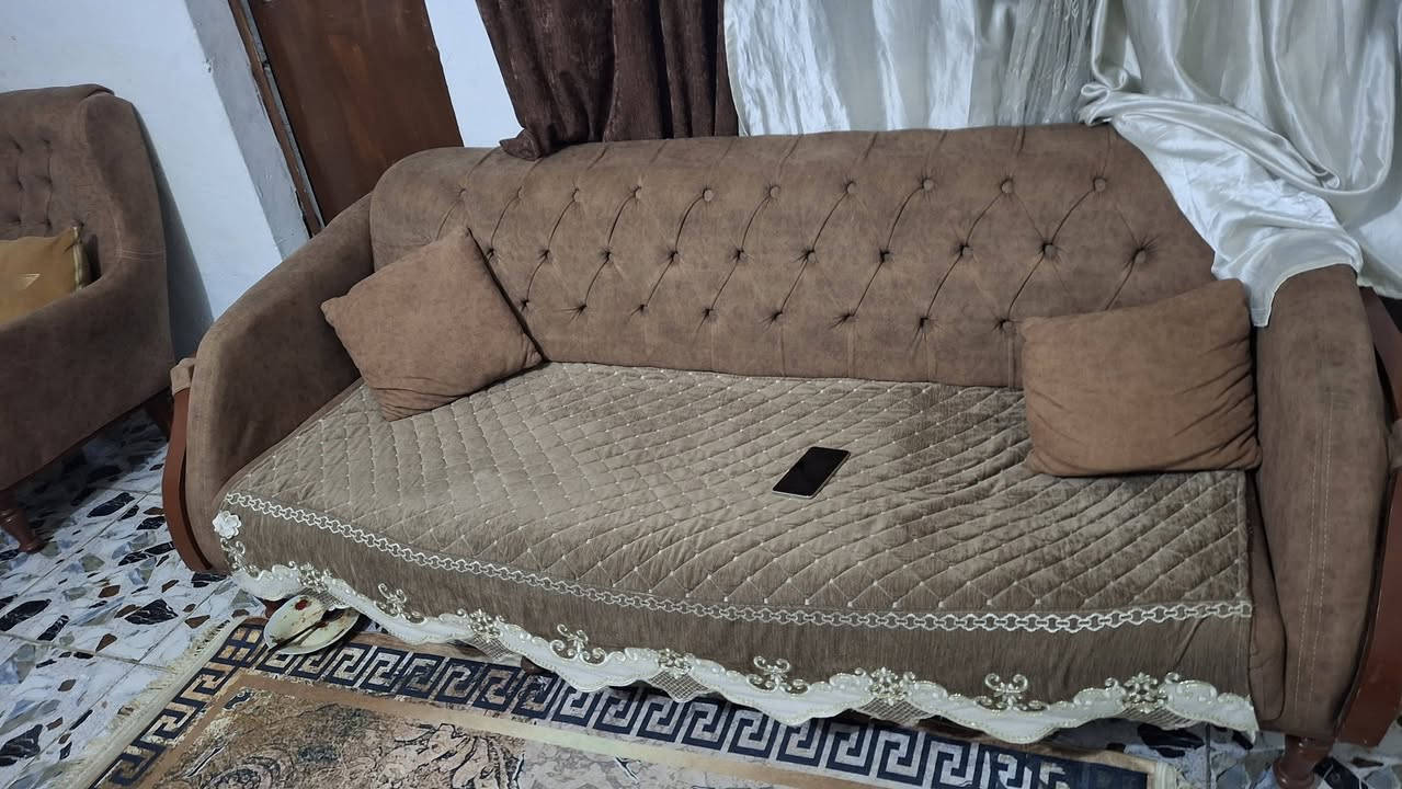 السلام عليكم طخم 3 اشهر صار من اشتريته وشلت والمكان كلش صغير اريد ابيعه اشتريته مليون 400 اريد قطع 800 ابد مانزل بعد لان جديد


**إذا كنت صاحب هذا الإعلان وتريد حذفه لأي سبب، رجاءا أرسل رسالة إلى الدعم الفني**