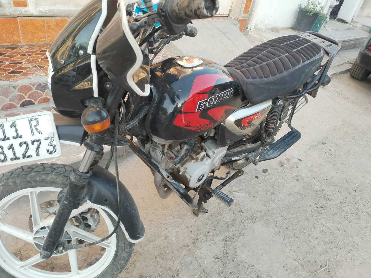 سلام عليكم ورحمة 
بوكسر للبيع موديل ٢٠٢1 مجفته كامله سعر 1900 مكاني ام الكبر والغزلان
***********
