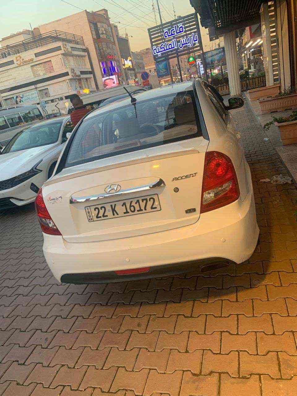 هونداي اكسنت موديل ٢٠٠١١
السياره جاهزة بدون نواقص /ماشية ١٠٥
و بيها مكانين بارد فقط 
و الدعاميات محتاجة صبغ بيها بعض الشخوط 
محرك ١٦٠٠
السعر ٩٥ 
***********
