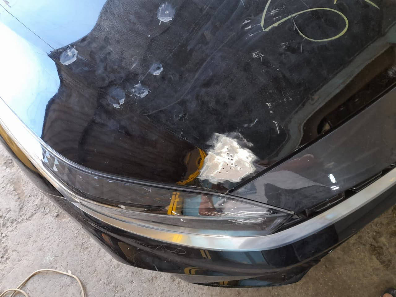 السلام عليكم للبيع كيا فورتي 2022 
المواصفات 
رادار امامي 
رادار خلفي 
نظام نقطة عمياء 
اشاير بلمري 
كامرة دوارة 
شاشة كبيرة 
كير at محور مو CVT
صور الحادث مرفقة بلمنشور 
ماشية 54الف 
السعر 140 
العنوان بغداد الجديدة للاستفسار ***********
