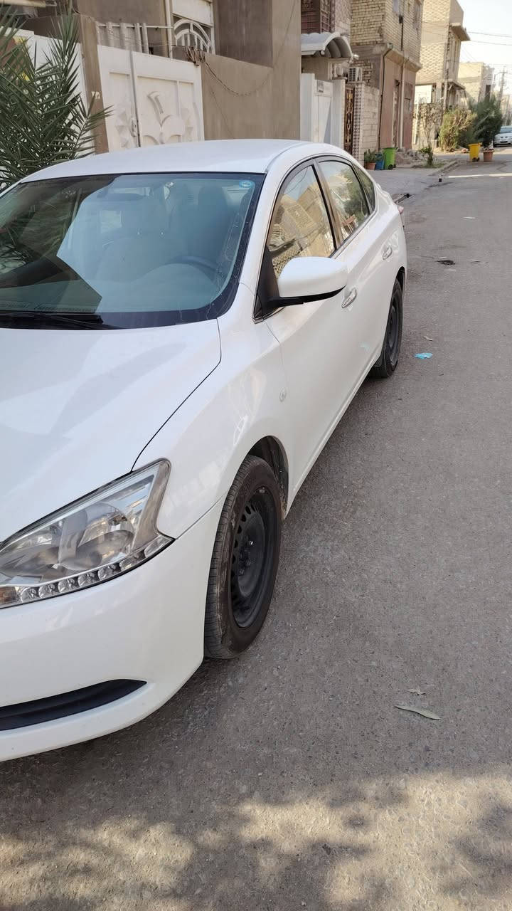 نيسان سنترا موديل 2020 مكفوله خليجي بيها فقط بارد في حافه البنيد وقليل في بالجاملغ الخلف السايق والكير والمحرك مكفولات وماشيه 90الف موجوده في أربيل للتواصل *********** واتساب

