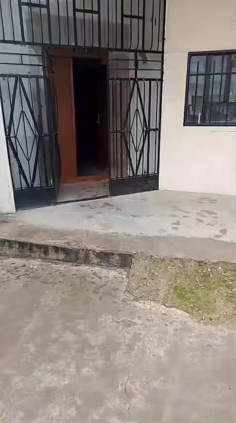 السلام. عليكم. بيوت. للايجار. في. كاني. كورده. وسرجنار.  للاستفسار. اتصل.  *********** وتساب.
