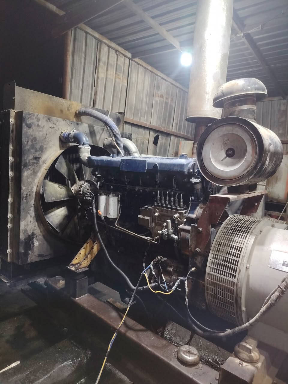 السلام عليكم مكلف نشر
موقع للبيع المكان محمودية
اثنين مولدت
1 شتاير24ولف
2بومة سكانية 124
250 KV
حصة كاز 250
الحمل 900 قابل للزيادة
ب.سعر مناسب التواصل ***********
