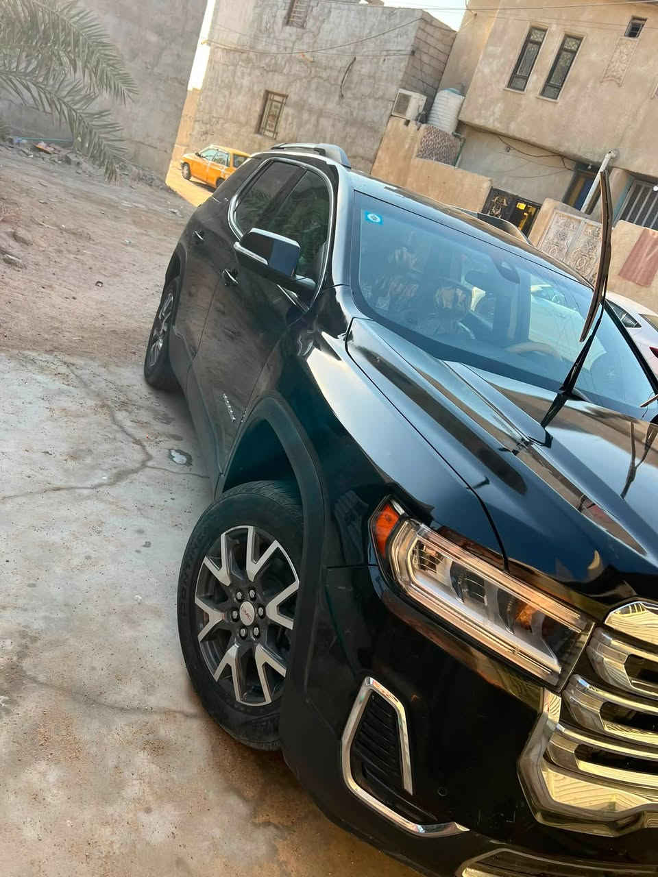 البيع جمسي اكاديا  موديل 2023
ظربه بنيد مبدل ومدكر بارد 

محرك 4سلندر 

السعر 225
 
وبيه مجل 

رقمه البصرة نكليز 

مكان البصرة  ابو الخصيب 

الا ستفسار انتصل علا هاتف
/***********/
