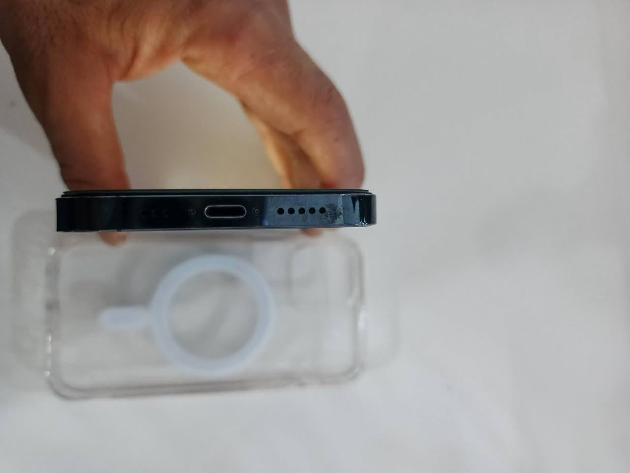 ايفون 12 برو للبيع شاشه مبدل اصلي بطارية بلدي 82 سعر 285 بي مجال تعال خاص رقم ***********
