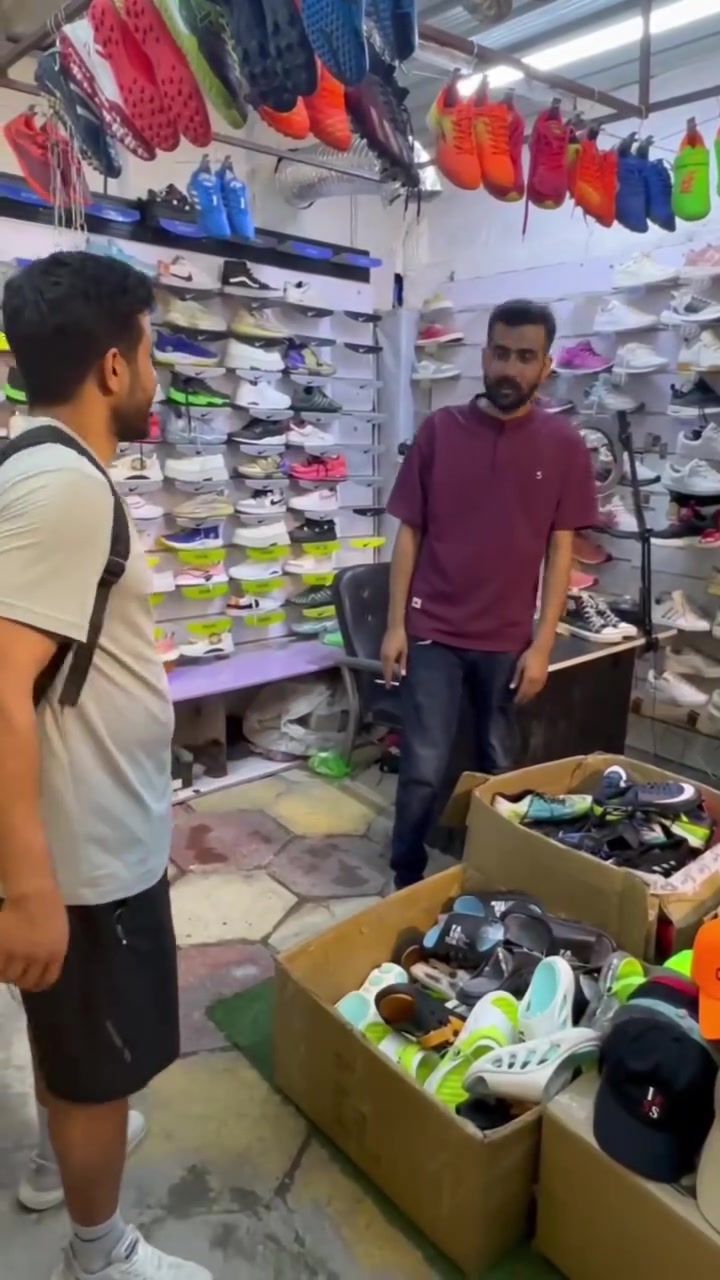 ⭕ مدينة الصويرة
🔥 من أوربا إلى مدينة الصويرة
ماركات عالمية وأسعار نار 🔥
الأسعار من 5000 إلى 15000 فقط 😍

📍 الصويرة - شارع صيدلية أمل
بجانب عامر عبدالحسن مضلوم

📞 ***********
📸 إنستغرام: slwngzyktwf
