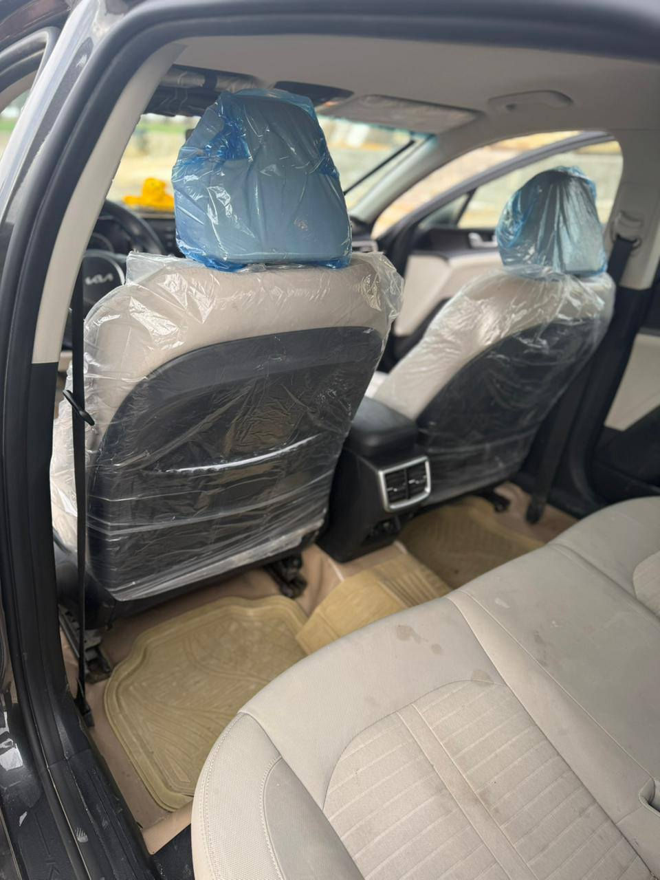 كي فايف 22 خليجي محرك 2000  معوقين وكالة عامة بأسم المشتري مكفوله من الحادث بيهه فقط البنيد طاير على الجامه و 3 قطع صبغ أثر شخوط مكاني السماوة السوير السعر 190 وبيهه مجال للطيبين نقد فقط لااقساط ولا مده ولايبقه منهن ***********
