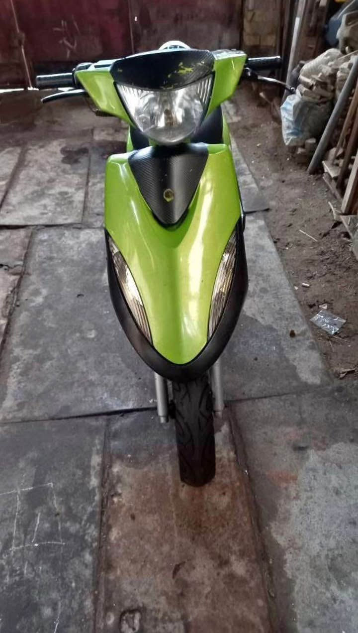 دراجة ماكس عدلة نضيفة كلشي شغال بيهة سلف 
دبل اشارة
 هورن
بوشة الاصلية
كزوز fm
كابريتة البلاد
كفرات تجارية
دراجة نضيفة وحلوة كلش مفتوحة فقط مبدل ولفات وعله ايدي وعوزهة بس كلج امامي شوية تعبان وسحب الدراجة مو هلكد ف تبدلة وتنطلق شرط تمشي بيهة 100
مكفولة من السرقة 
السعر 650 وبيهة مجال للشراي
ما متواجد ع الفيس فقط واتساب لو اتصال شريحة
***********
