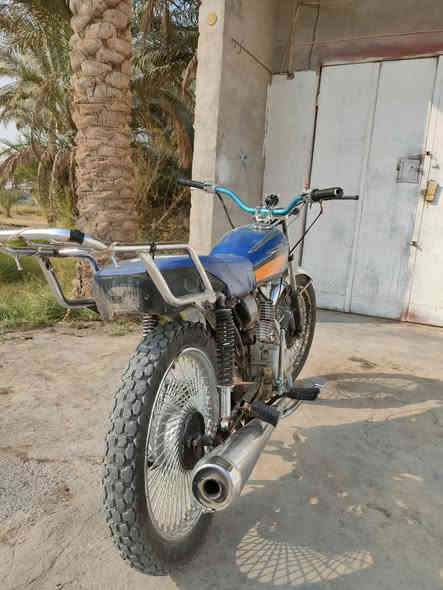 السلام عليكم دراجة للبيع تجميع مكينة ارشاا 
السعر200وبيها مجال حك الجية 
للتواصل***********
