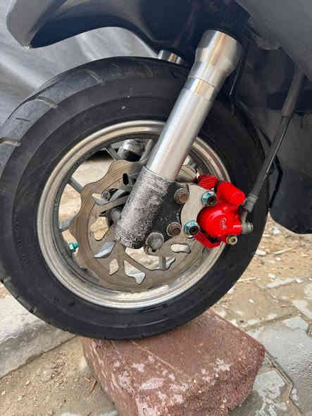 السلام عليكم عدله 55بلديه بيه تزويد ويلكب عنكبوت+ صدر اممي+ تطوره فج +فلنجه+ ملقط+ تعلكه حضن+ سدادت كور+ شيال+ زوج كلجات اممي خلفي+صلنصه ستيل+ قبق فلوين+ يدات بريك+ اشير وبكليت برتقلي = الدرجه مزوده تزويد بلدي مو لملوم مكني مدينه جوادر السعر850 وبيه مجل للطيبين رقمي***********
