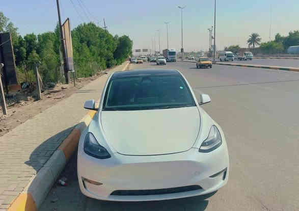تسلا مودل Y تك  ماطور🚀2024
رقم فحص  ومبرمجة اونلاين 
 6 الف كيلو  ماشيه 
*   سقف بانوراما زجاج 🪟
*   شاشة كبيرة حجم 15 بوصة
*   كاميرا خلفية
*   حساسات خلفية
*   كاميرا امامية
*   حساسات اماميه
*   كاميرا جانبيه
*   كراسي كهرباء جلد
*   كراسي كهرباء
*   كراسي مدفية
*   غرفة جلد مميزة
*   رادار امامي
*   رادار خلفي
*   رادار جانبي
*   مانع تصادم
*   محدد مسرب
*   كاميرات عدد 8
*   حساسات جانبيه
*   مثبت سرعة
*   كاميرات محيطيه °360
*   تحكم بالسياره عن طريق الشاشة�Auto Pilot نظام قيادة آلية •
*   عداد ديجيتال
*   تشغيل تلقائي
Full Self drive نظام قيادة ذاتية •
*   نظام (RCTA) للتنبيه عند الرجوع للخلف
*   نظام (RSA) لكشف لافتات السرعه للطريق ب نظام (PSC) الرادار الذكي لمنع الاصطدام
*   نظام (LTA) لتحديد المسار على الطريق
*   تشغيل عن بعد
*   الدخول الذكي
YouTube / WhatsApp / Tik ) نظام ترفيهي كامل متكامل يحتوي على •
(Tok / Netflix
Wifi •
GPS
اوامر صوتية •
*   اضوية امامية LED
*   اضوية خلفية LED
*   كشافات ضباب LED
*   إنارة امامية زنون Full LED
*   إنارة امامية Auto
  نظام محاكة ذاتي للسياره من الخارج

مكان السياره بغداد ، السعر 180$ 
3 قطع صبغ 
للاتصال ***********
