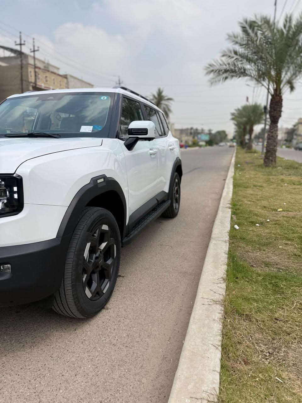 جيتور T1فول لكجري مكفوله كفاله عامه ماشيه 29الف السياره خاضعه للضمان مواصفات اللكجري معروفه بانوراما مقاعد تدفئه تبريد فور ويل 4كامرات باب الخلفيه كهرباء مقاعد جلد وبعد هواي بيه مواصفات مكينه 2000تيربوو بانزين السياره فقط مكان السياره السيديه وهذا رقمي ***********سيف السعر المطلوب 35.500.000عراقي مجاله شيء بصيط
