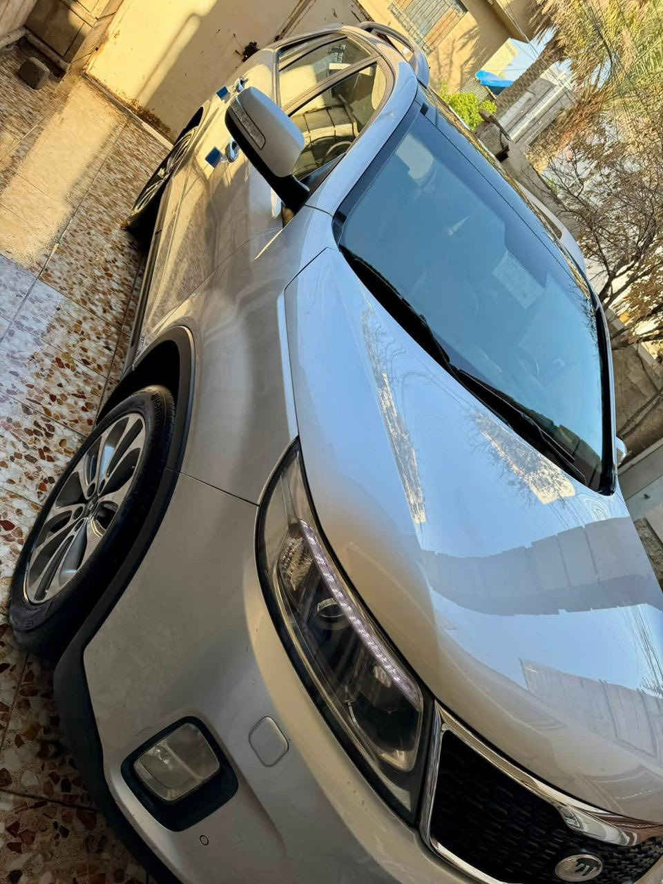 سورنتو 2014 
كويتية فول الفول 
مكفوله كفاله عامه
كير مكينه كفاله 
ماشيه 100 الف 
واسط 
السعر 188 وبيها مجال 
***********
